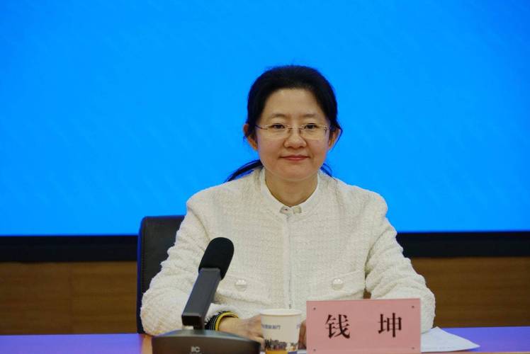 四川钱坤云是干嘛的？